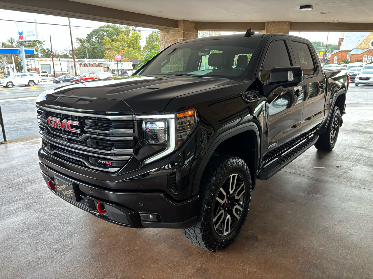 GMC Sierra 1500 4WD Crew Cab 147" AT4 2025