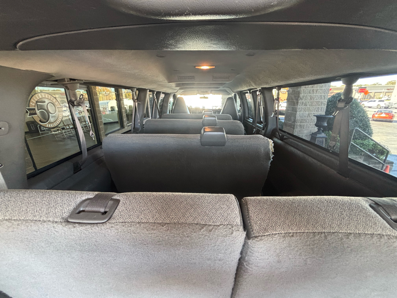 GMC Savana Passenger RWD 3500 155" LS 2022