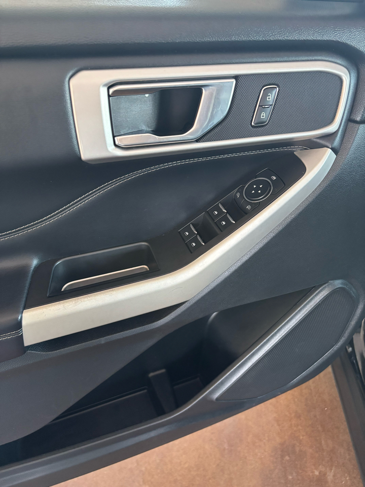 Ford Explorer XLT RWD 2021