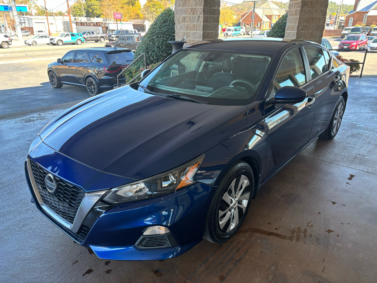 Nissan Altima 2.5 S Sedan 2022