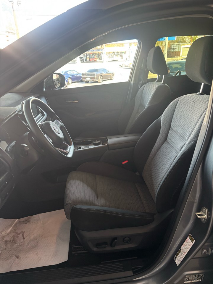 Nissan Rogue AWD SV 2023