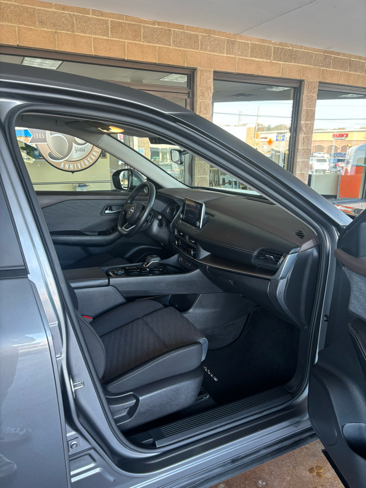 Nissan Rogue AWD SV 2023