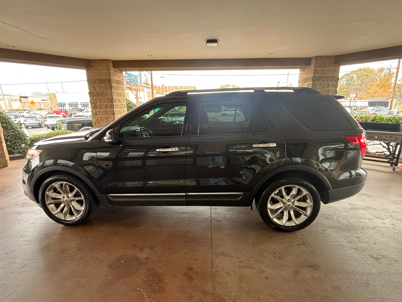 Ford Explorer FWD 4dr XLT 2013