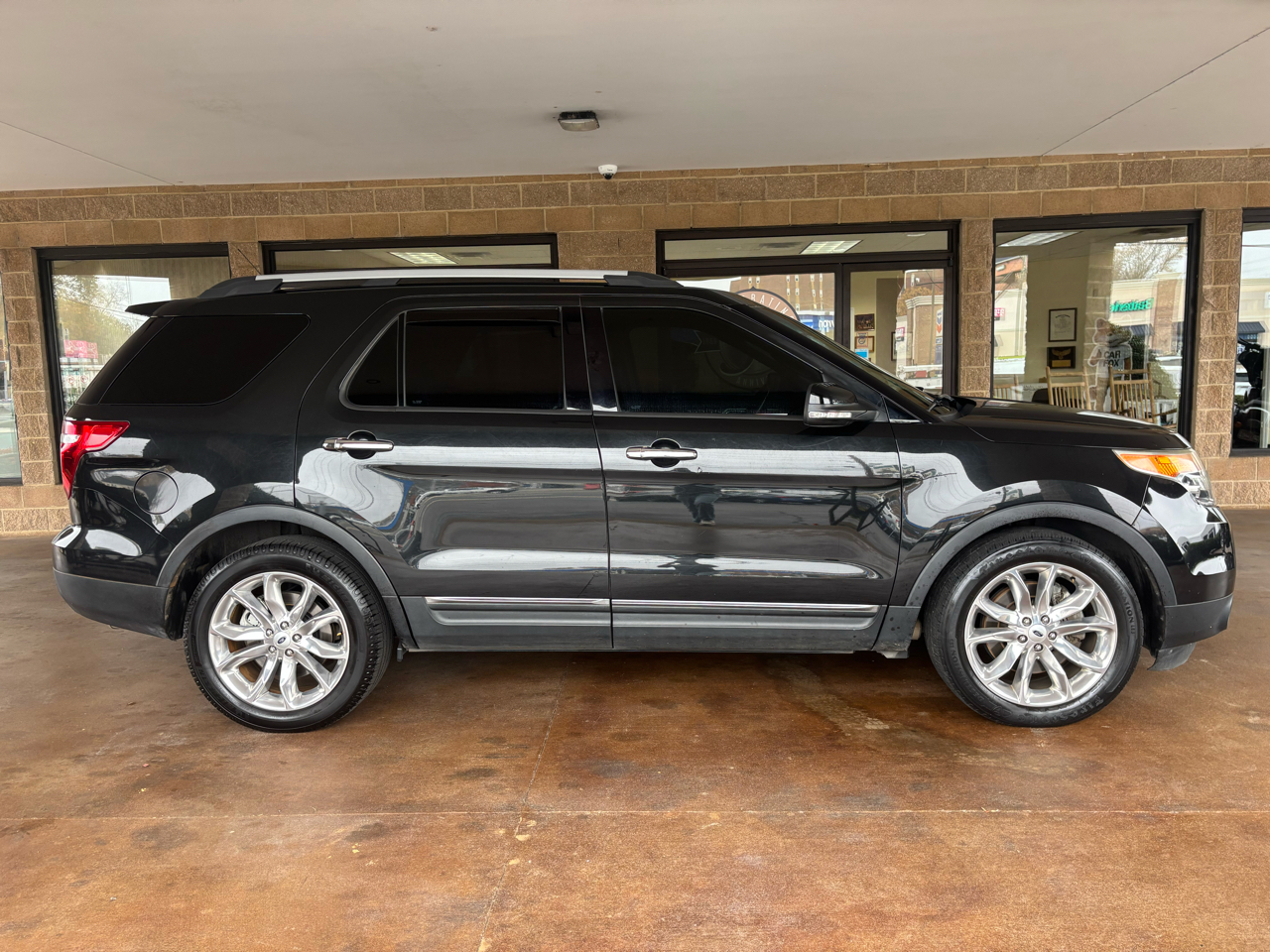 Ford Explorer FWD 4dr XLT 2013