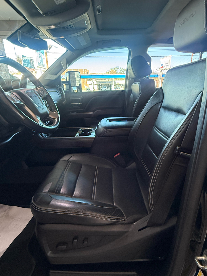 GMC Sierra 2500HD 4WD Crew Cab 153.7" Denali 2018