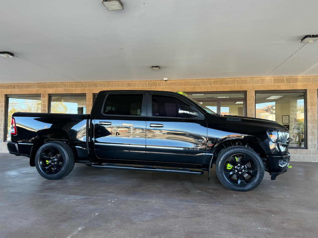 RAM 1500 Big Horn/Lone Star 4x2 Crew Cab 5'7" Box 2019