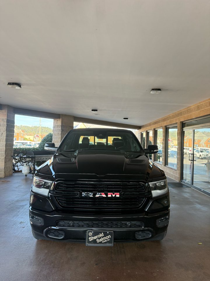 RAM 1500 Laramie 4x4 Crew Cab 5'7" Box 2021