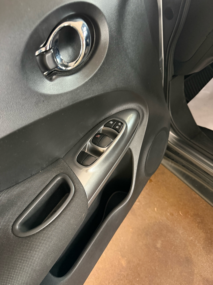 Nissan Juke 5dr Wgn CVT SV AWD 2016