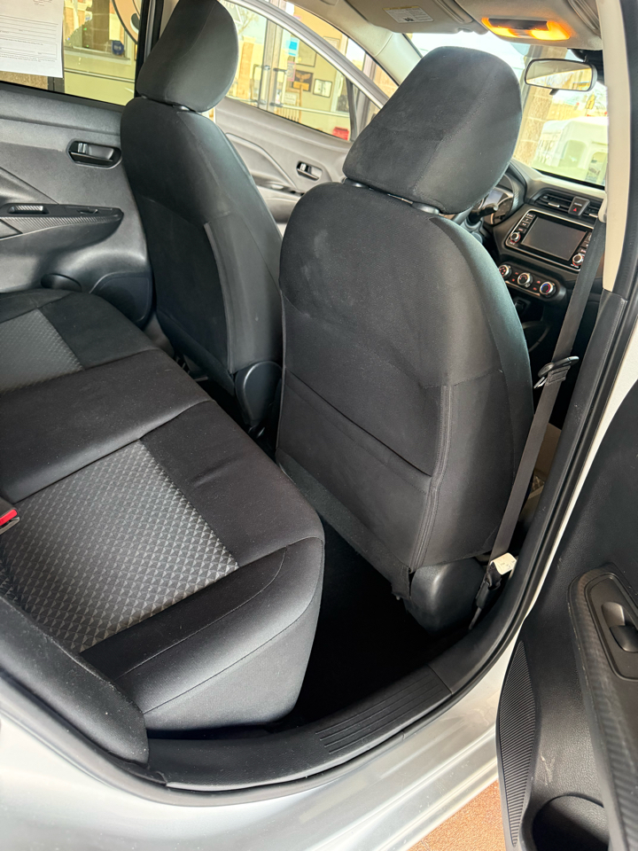 Nissan Versa S CVT 2020