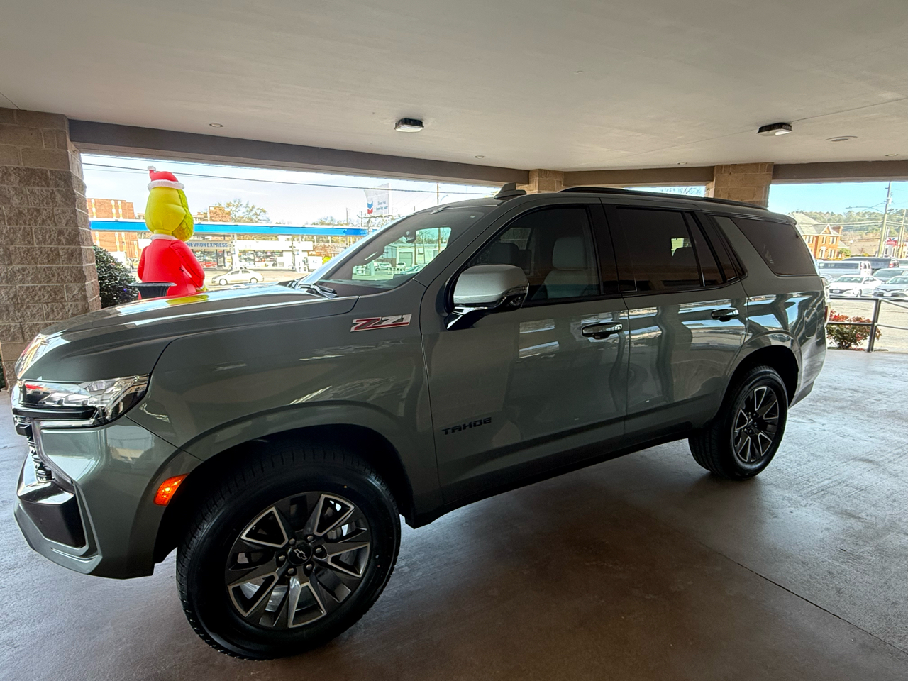 Chevrolet Tahoe 4WD 4dr Z71 2023