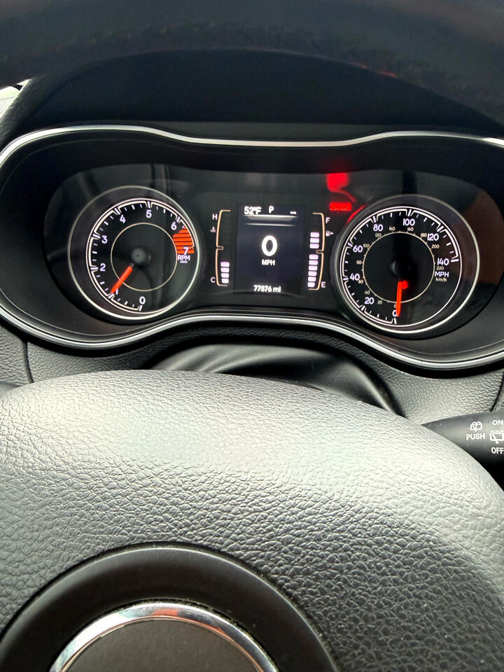 Jeep Cherokee Latitude Plus FWD 2019