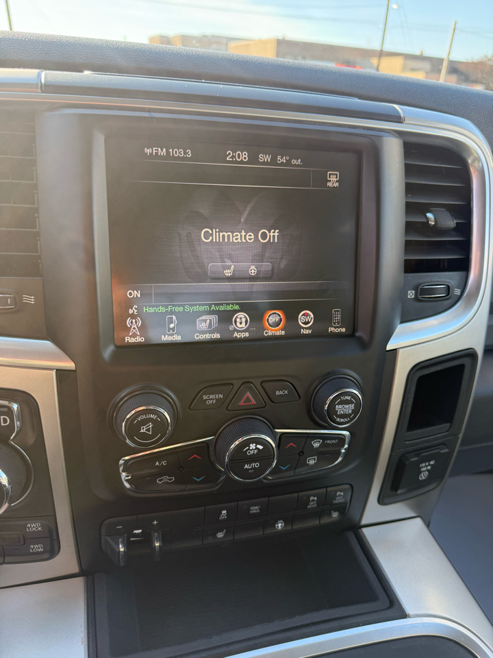 RAM 1500 Big Horn 4x4 Crew Cab 5'7" Box 2017