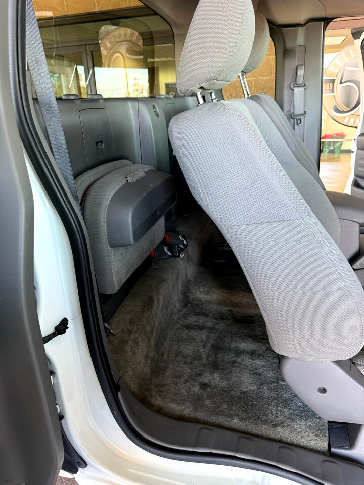 Nissan Frontier 2WD King Cab I4 Auto S 2016