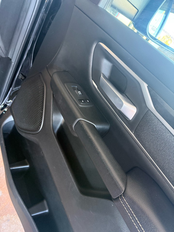 RAM 1500 Big Horn 4x4 Crew Cab 5'7" Box 2020