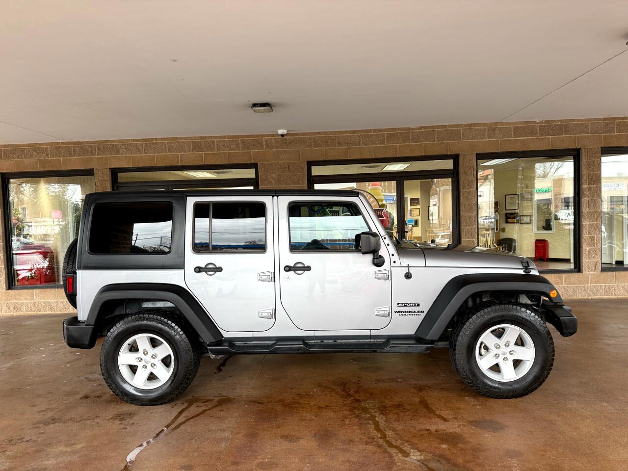 Jeep Wrangler Unlimited Sport 4x4 2017