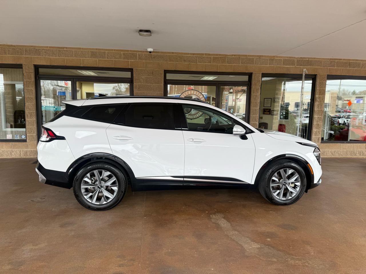 Kia Sportage SX FWD 2025