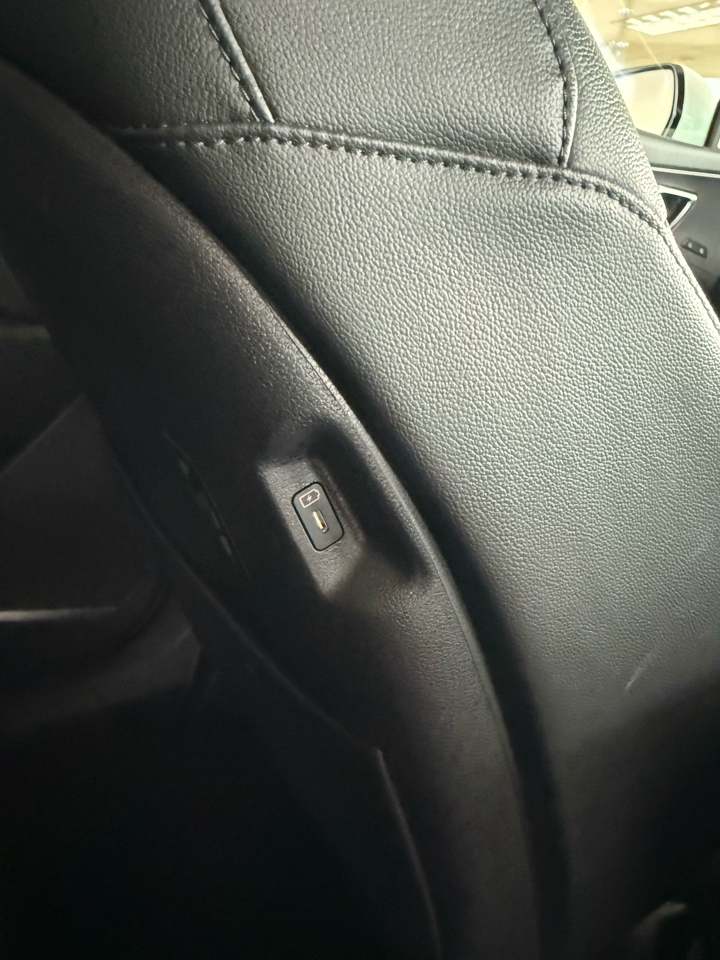 Kia Sportage SX FWD 2025