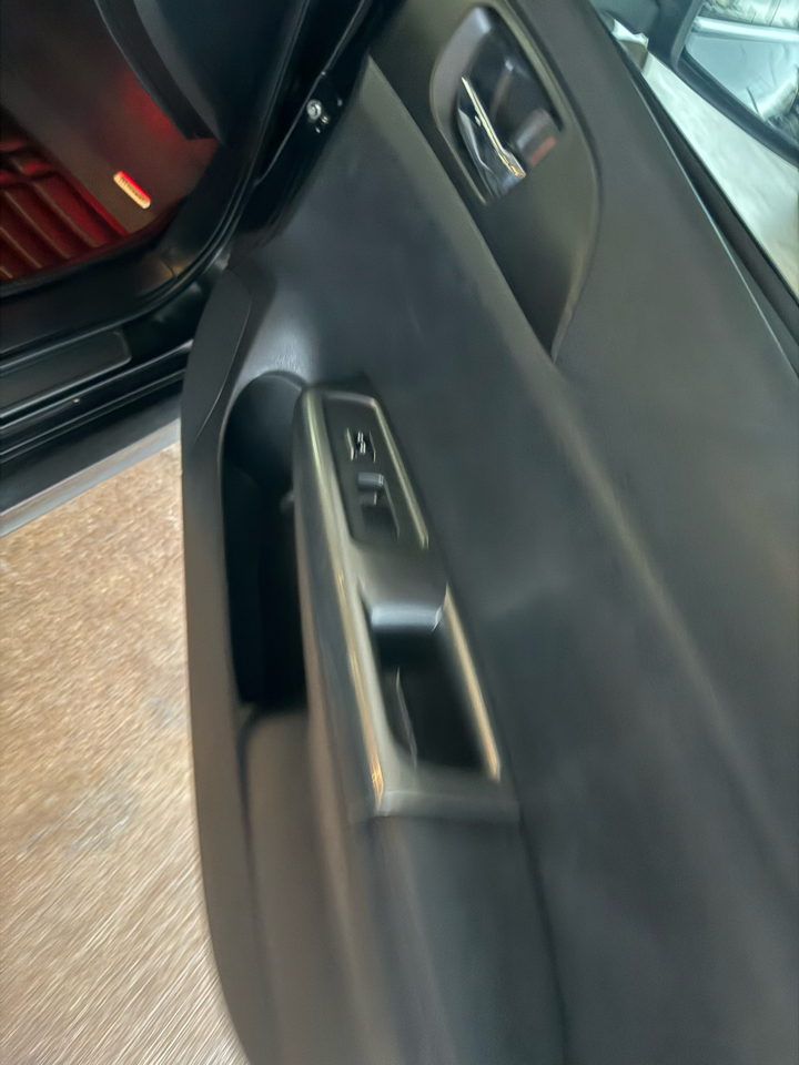 Subaru Impreza Sedan WRX 4dr Man WRX Premium 2011