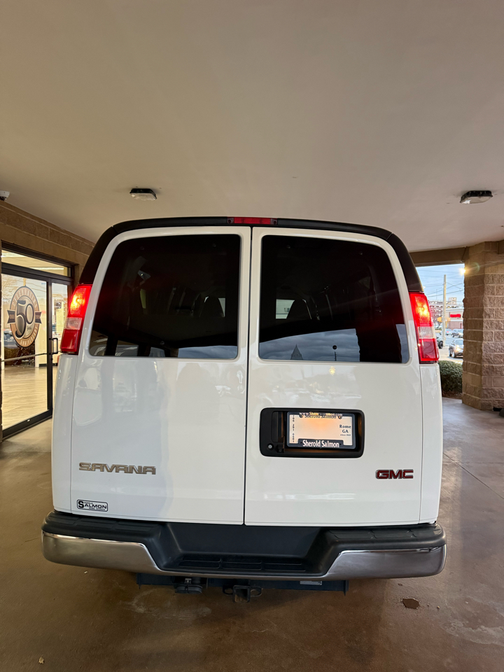 GMC Savana Passenger RWD 3500 155" LS 2023