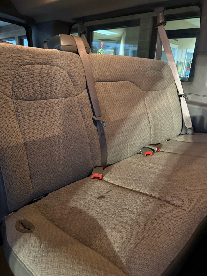 GMC Savana Passenger RWD 3500 155" LS 2023