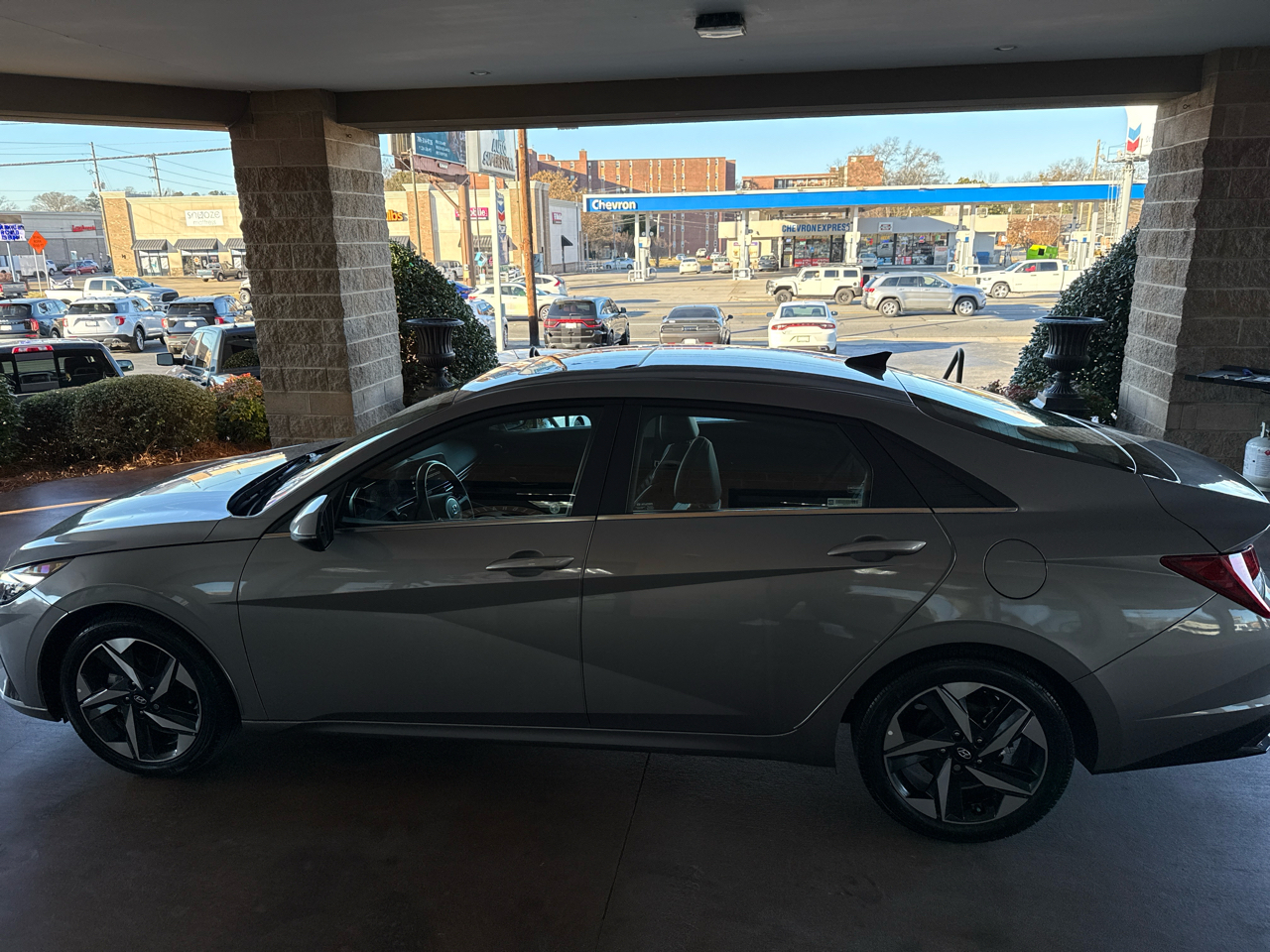 Hyundai Elantra Limited IVT 2023