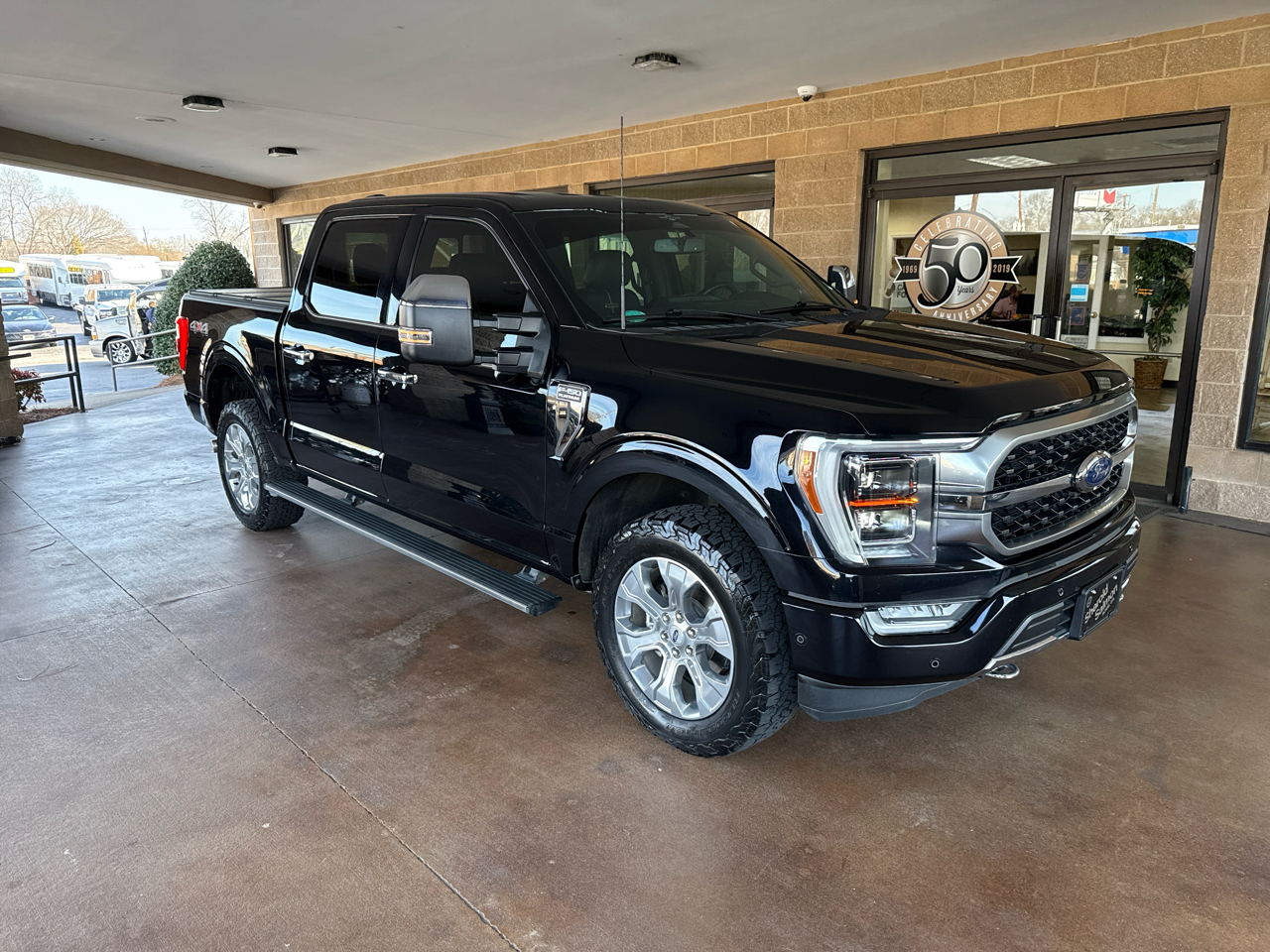 Ford F-150 King Ranch 4WD SuperCrew 5.5' Box 2023