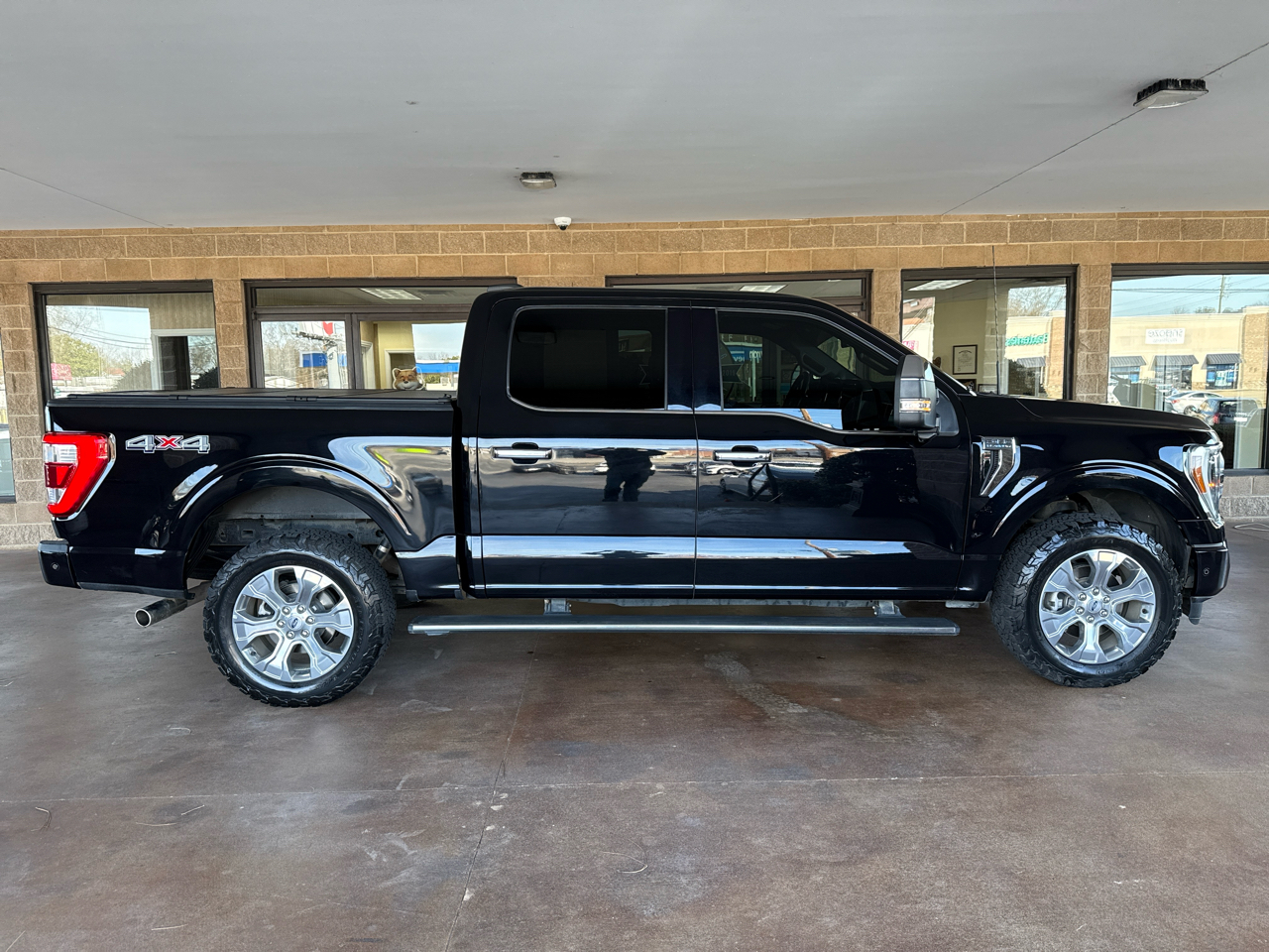 Ford F-150 King Ranch 4WD SuperCrew 5.5' Box 2023