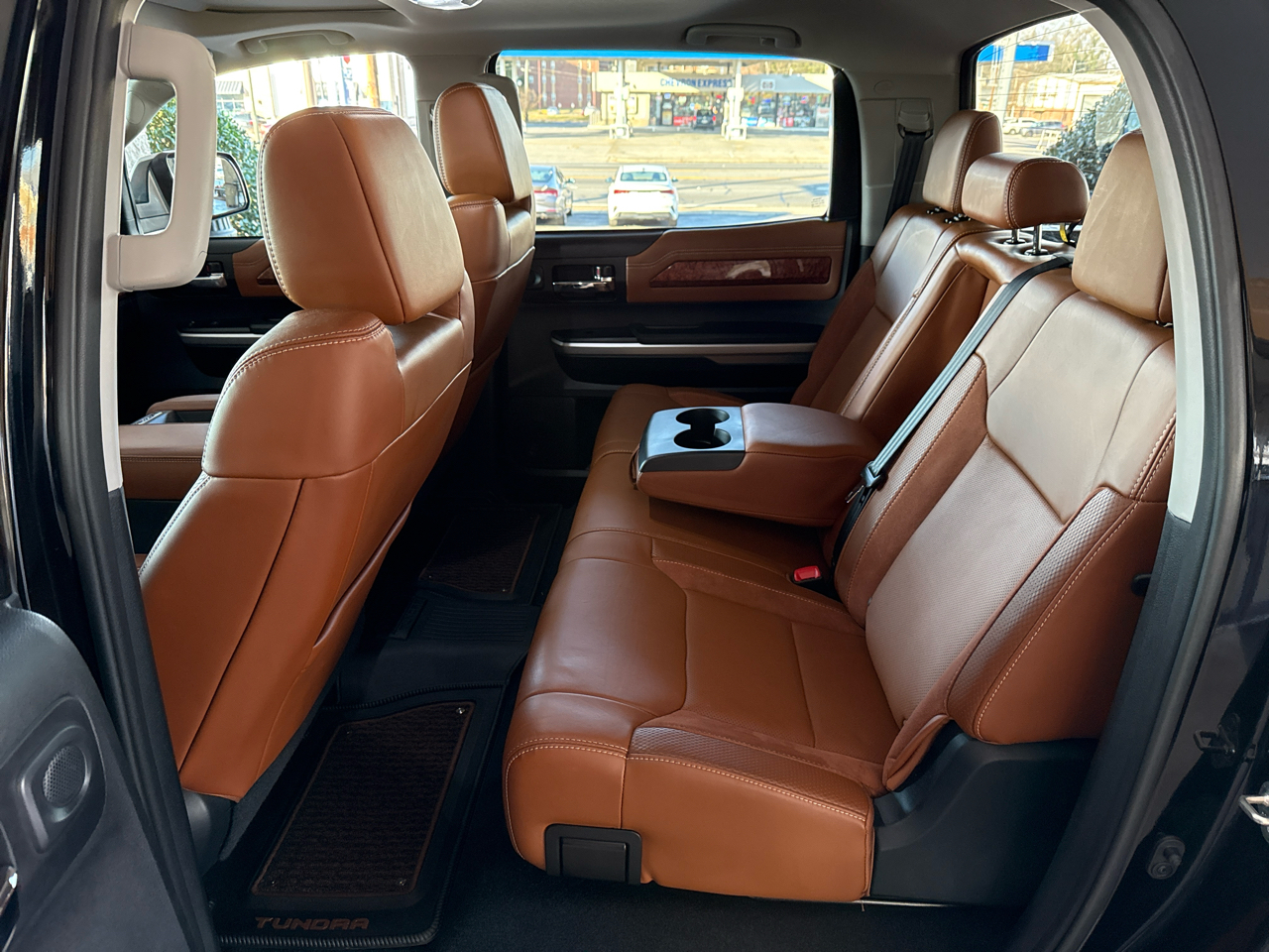 Toyota Tundra 4WD 1794 Edition CrewMax 5.5' Bed 5.7L (Natl) 2017