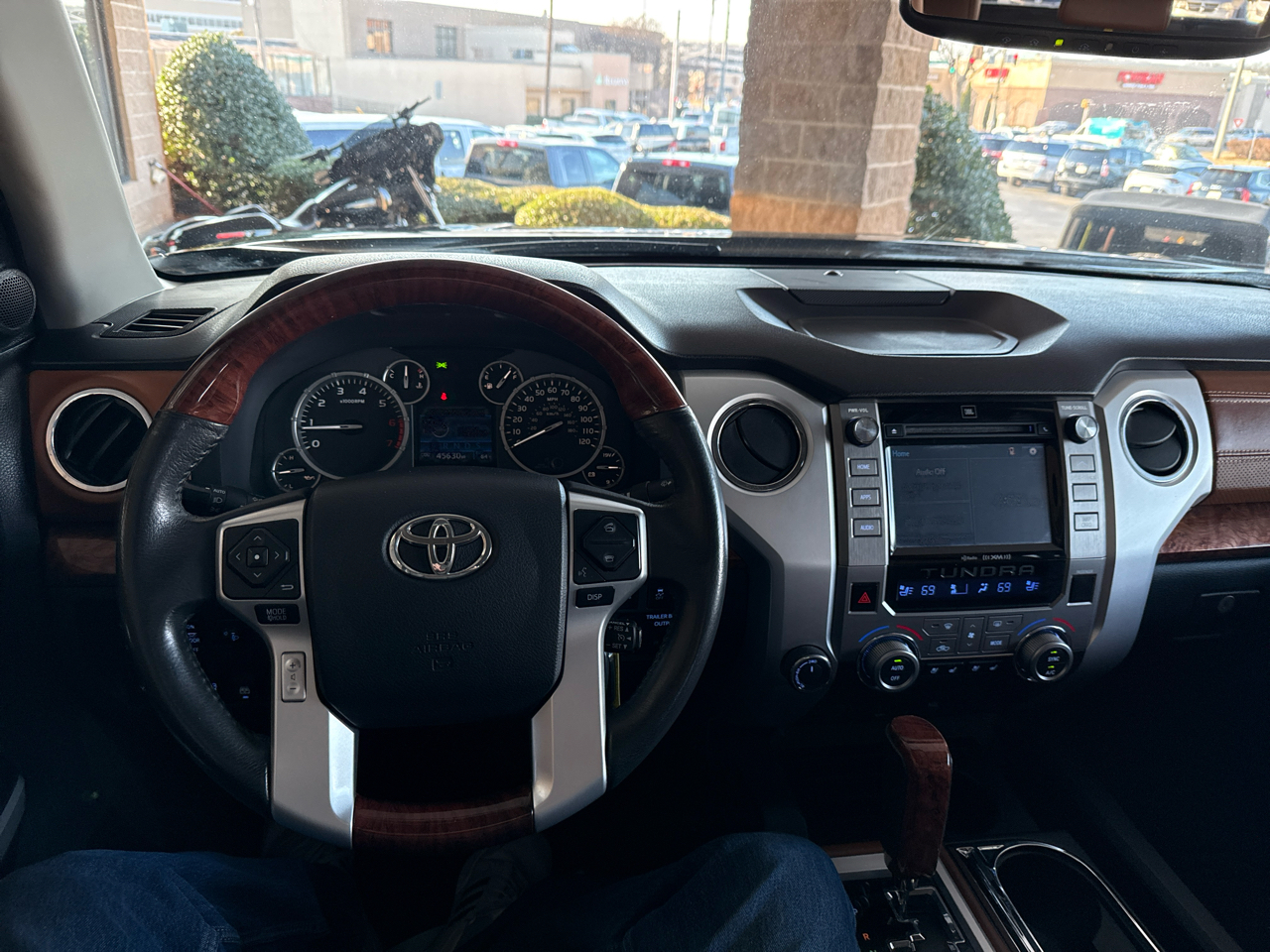 Toyota Tundra 4WD 1794 Edition CrewMax 5.5' Bed 5.7L (Natl) 2017