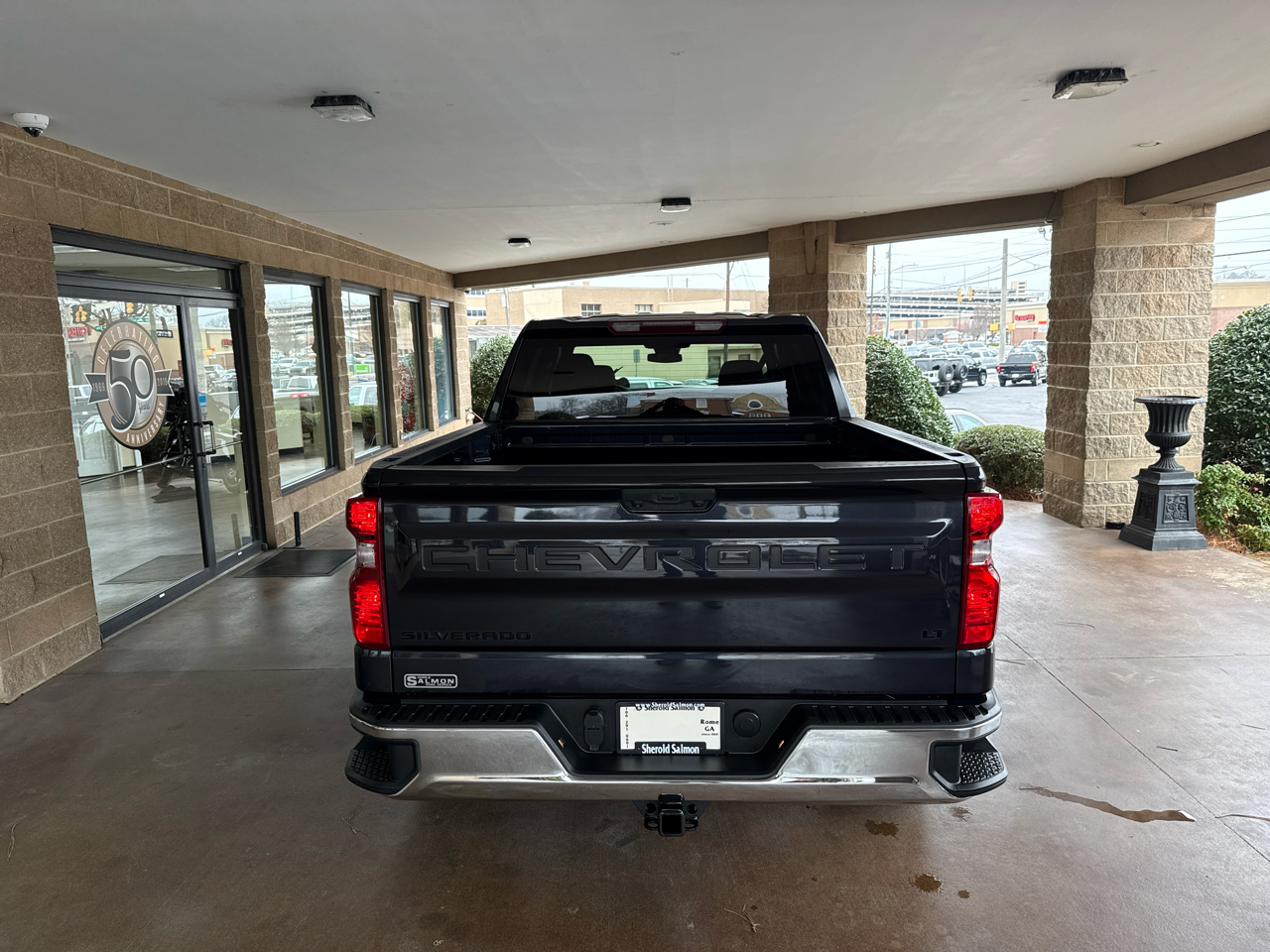 Chevrolet Silverado 1500 2WD Crew Cab 147" LT 2023