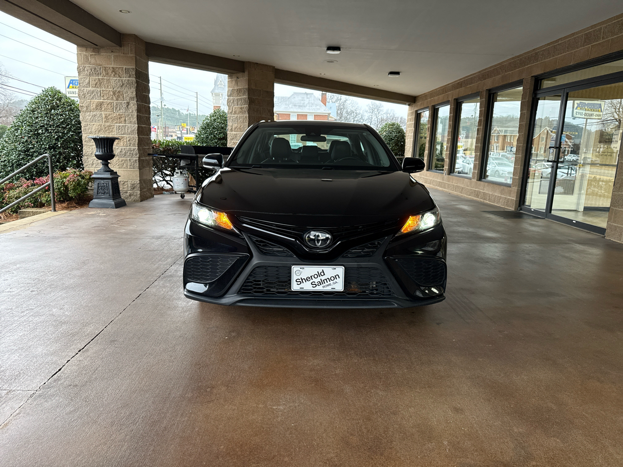 Toyota Camry SE Auto (Natl) 2022