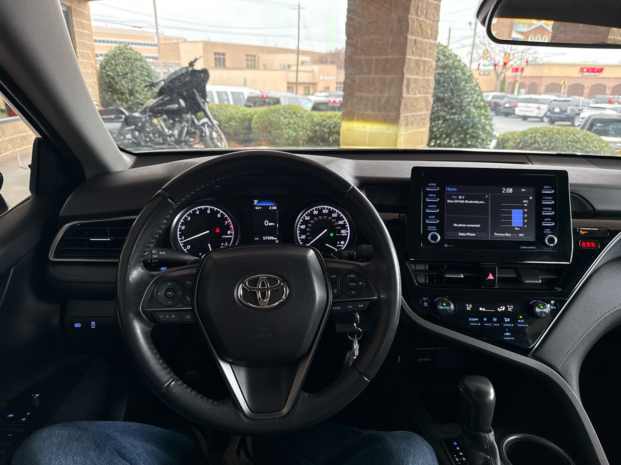 Toyota Camry SE Auto (Natl) 2022