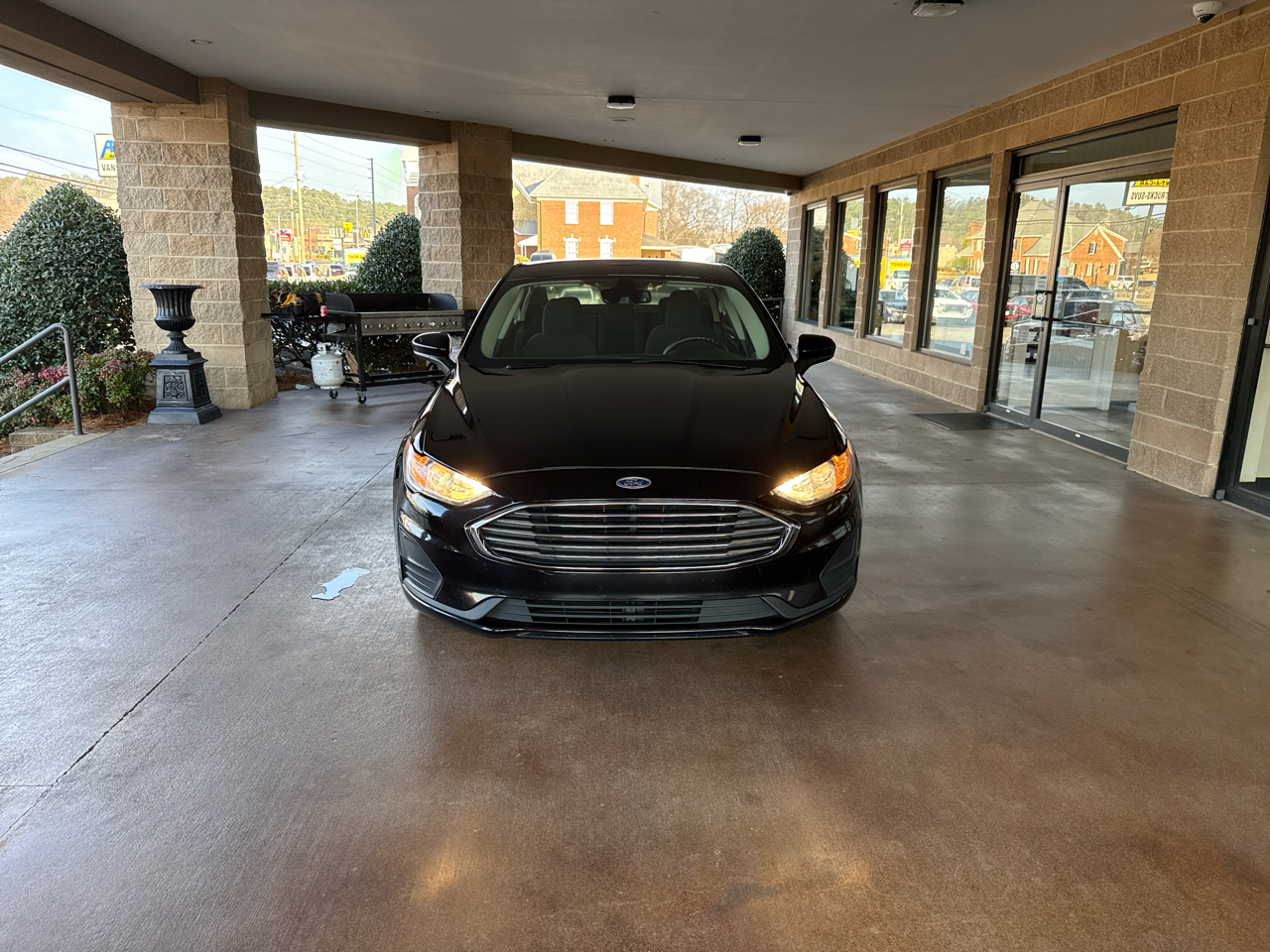 Ford Fusion SE FWD 2020