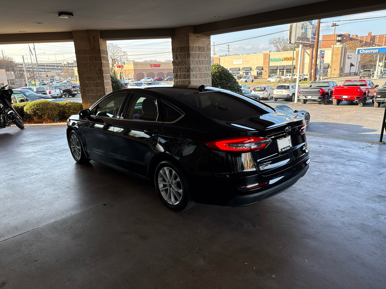 Ford Fusion SE FWD 2020