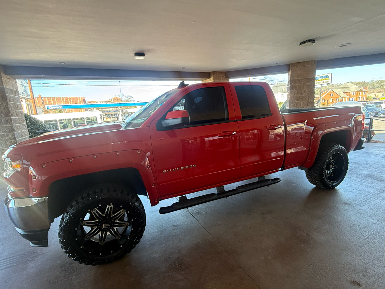 Chevrolet Silverado 1500 2WD Double Cab 143.5" LT w/1LT 2018