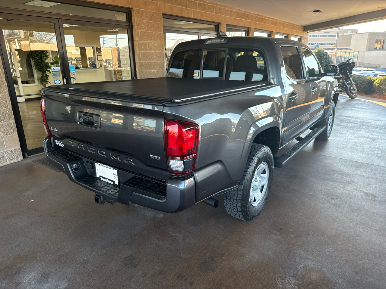 Toyota Tacoma 4WD TRD Off Road Double Cab 5' Bed V6 MT (Natl) 2020