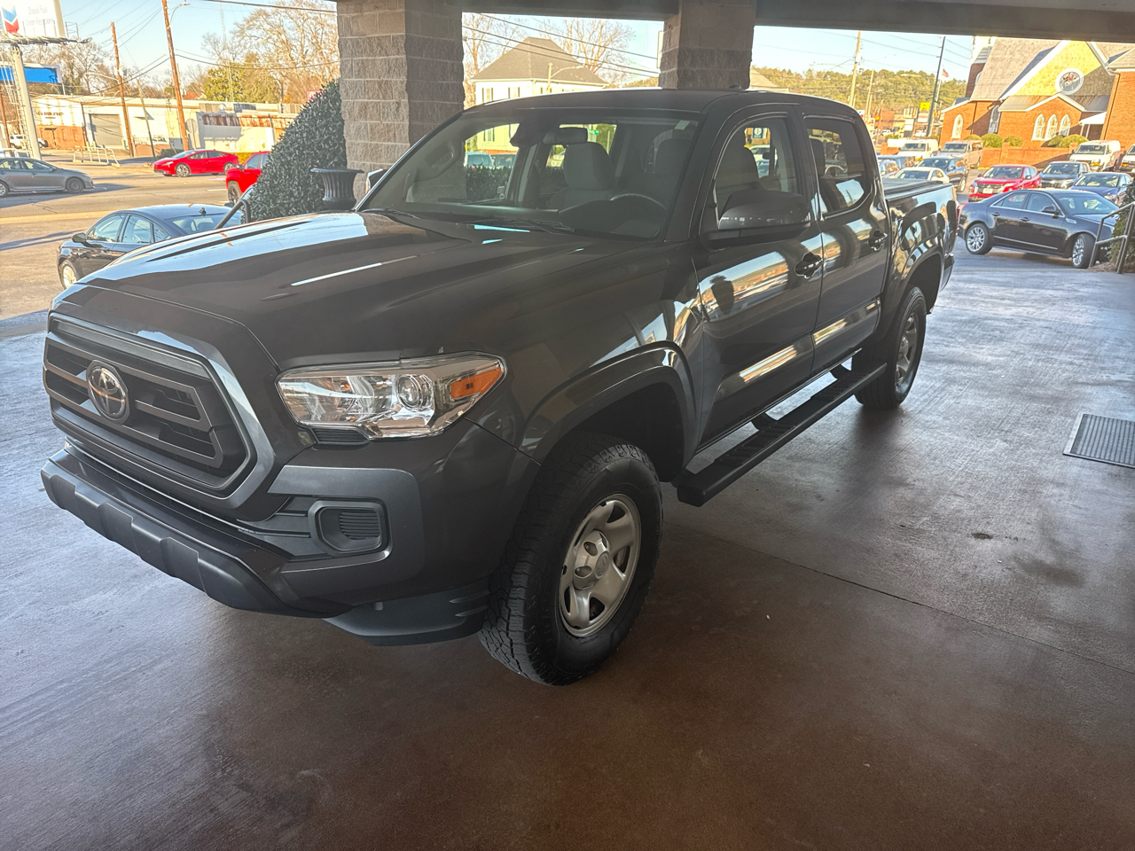Toyota Tacoma 4WD TRD Off Road Double Cab 5' Bed V6 MT (Natl) 2020