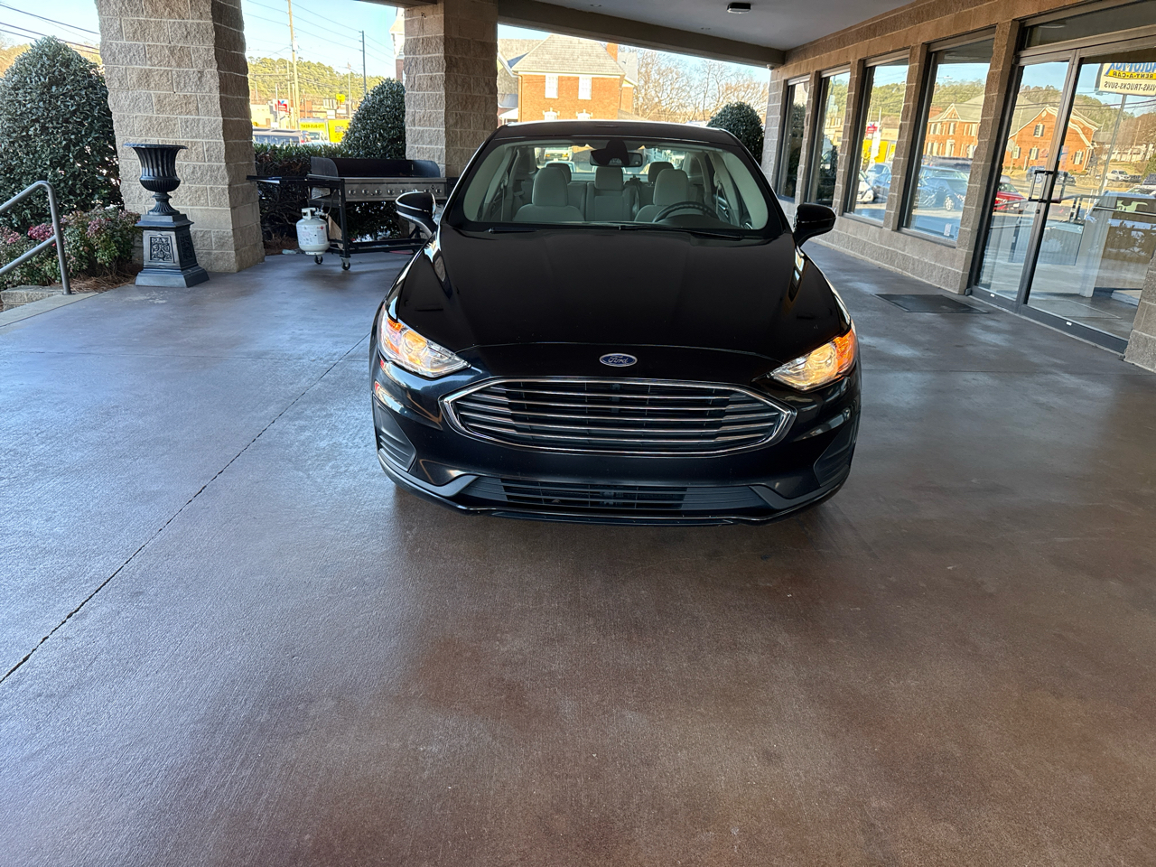Ford Fusion SE FWD 2020