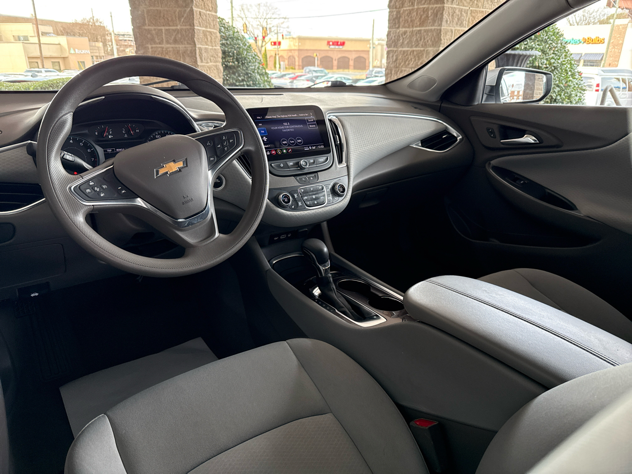 Chevrolet Malibu 4dr Sdn LT 2021