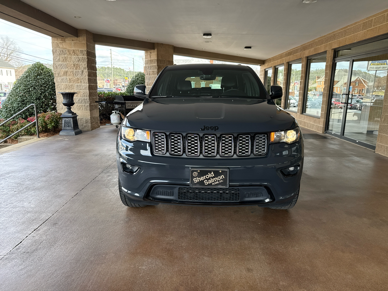 Jeep Grand Cherokee Altitude 4x4 *Ltd Avail* 2017