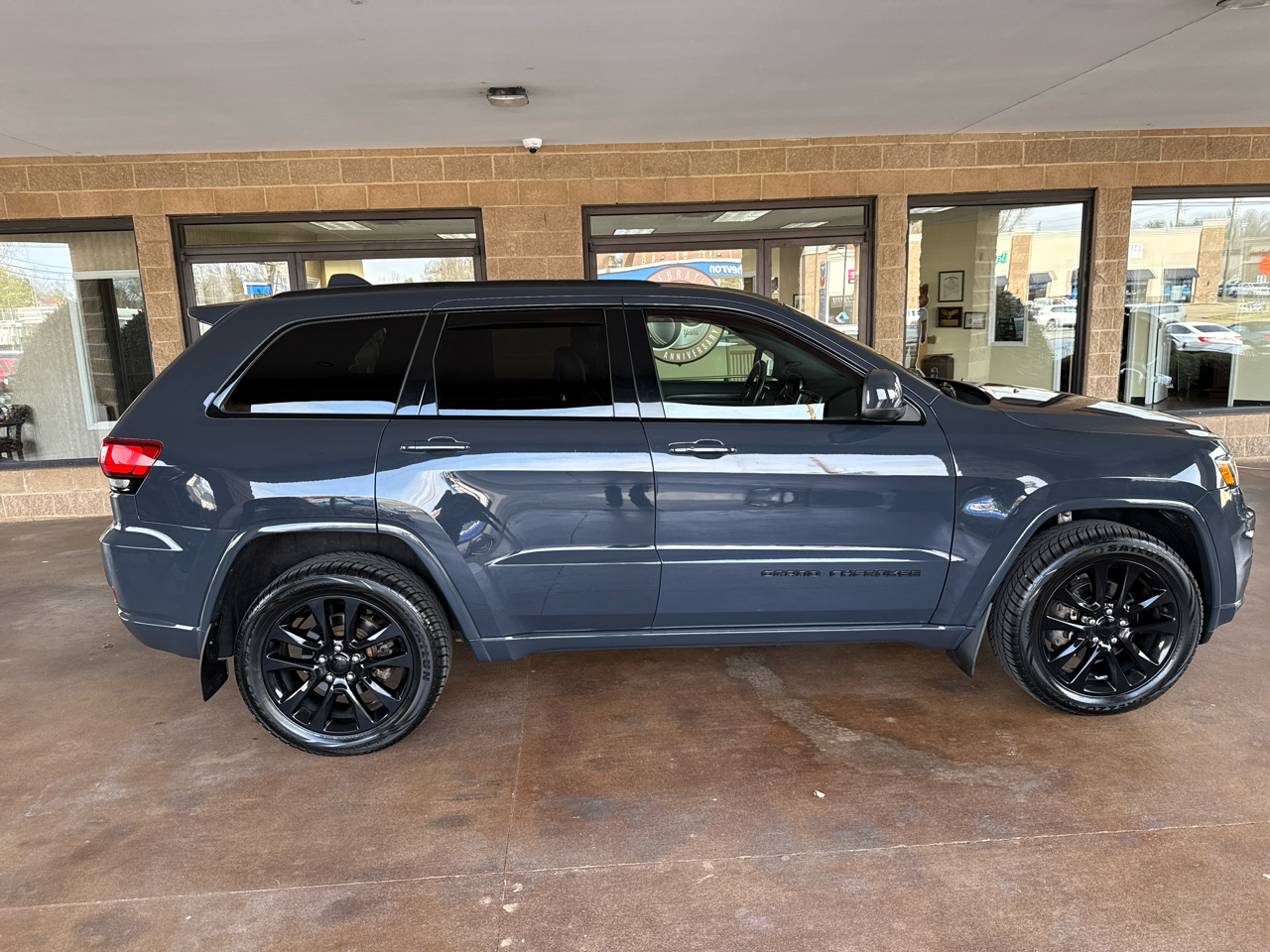 Jeep Grand Cherokee Altitude 4x4 *Ltd Avail* 2017