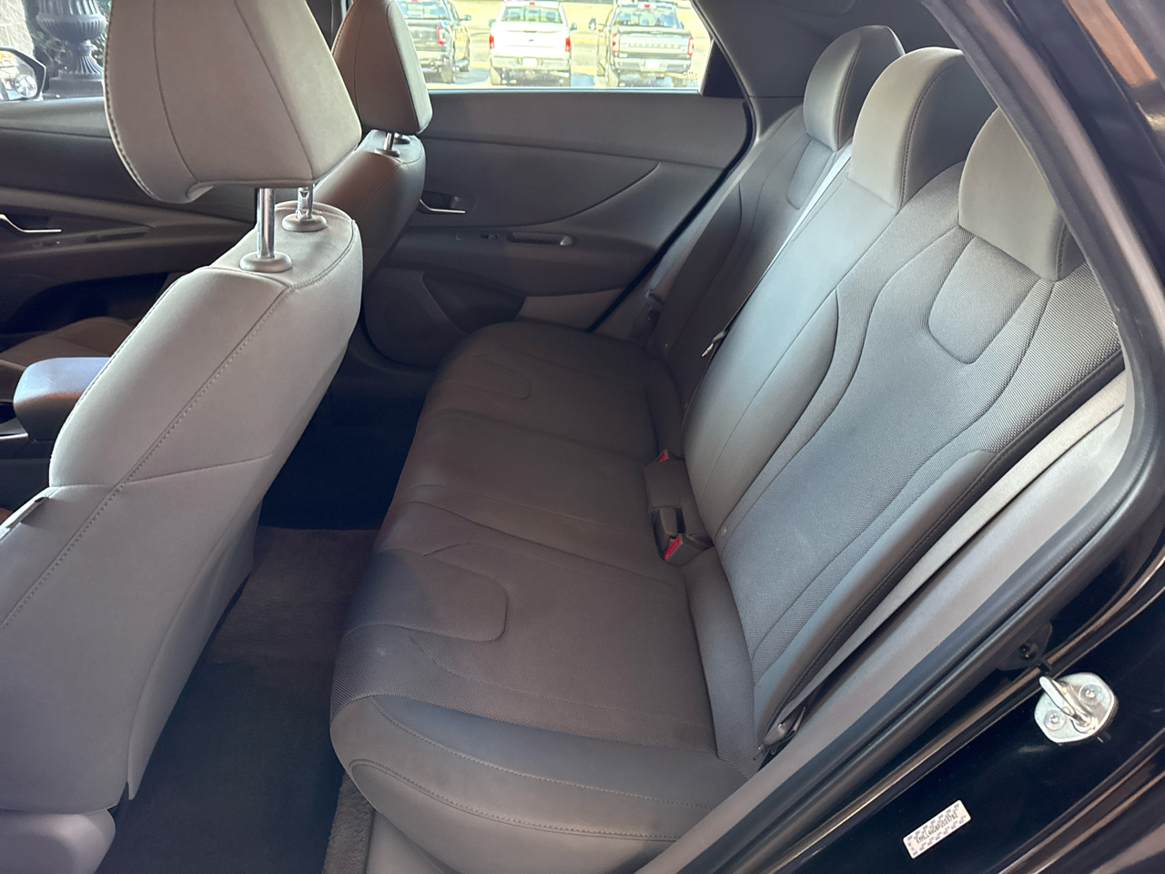 Hyundai Elantra SE IVT 2023