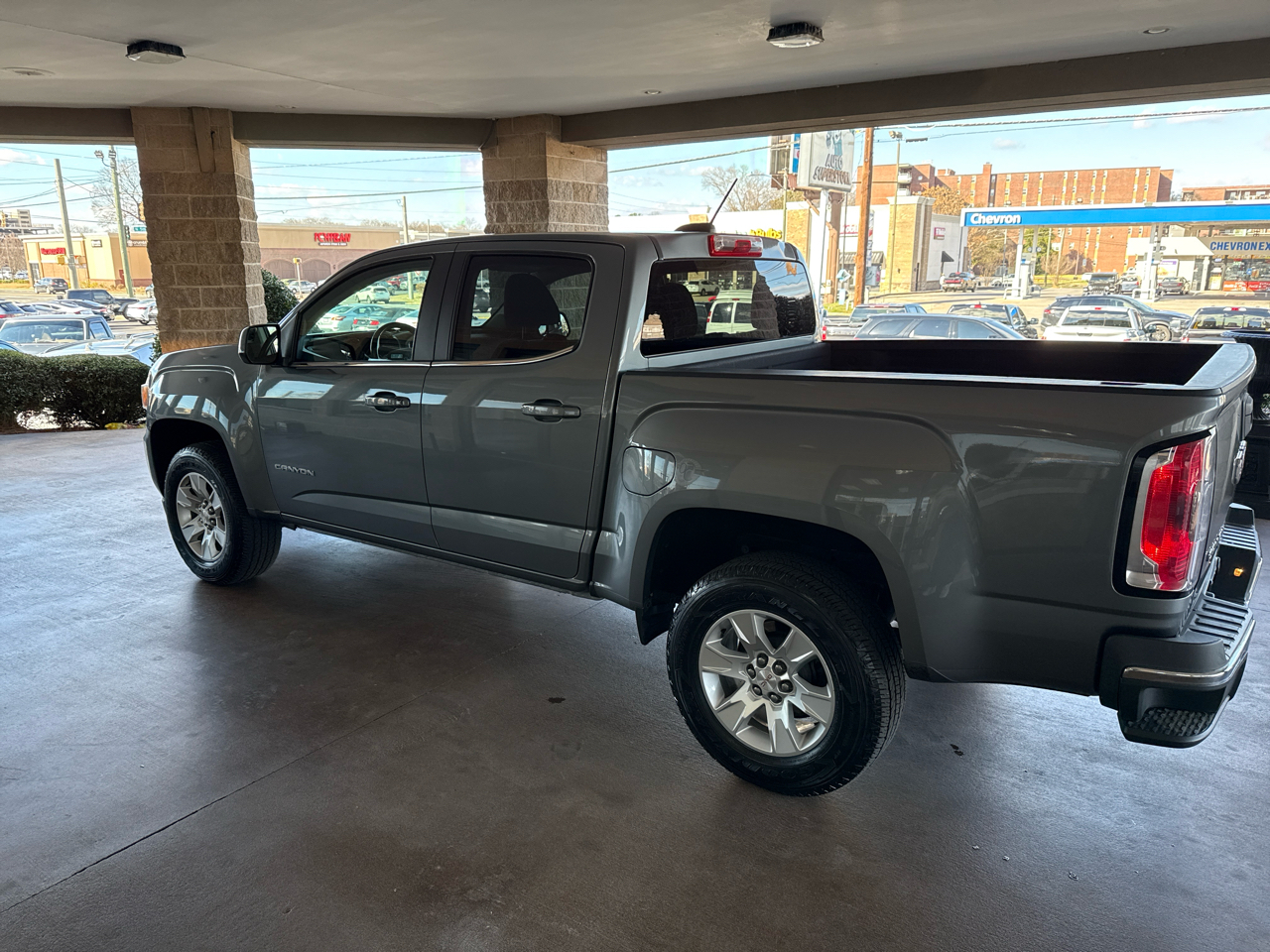 GMC Canyon 2WD Crew Cab 128.3" SLE 2018