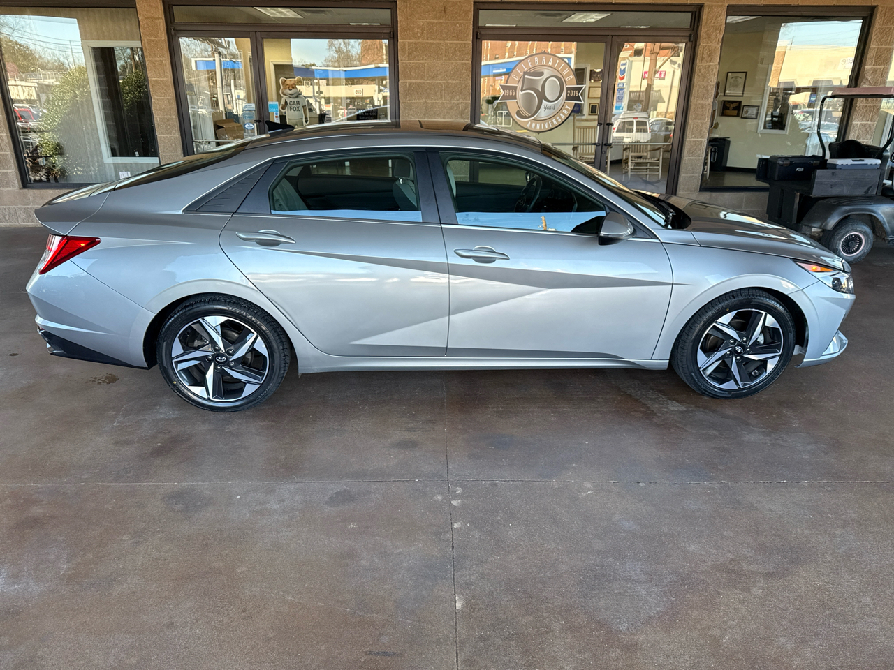 Hyundai Elantra Limited IVT SULEV *Ltd Avail* 2021