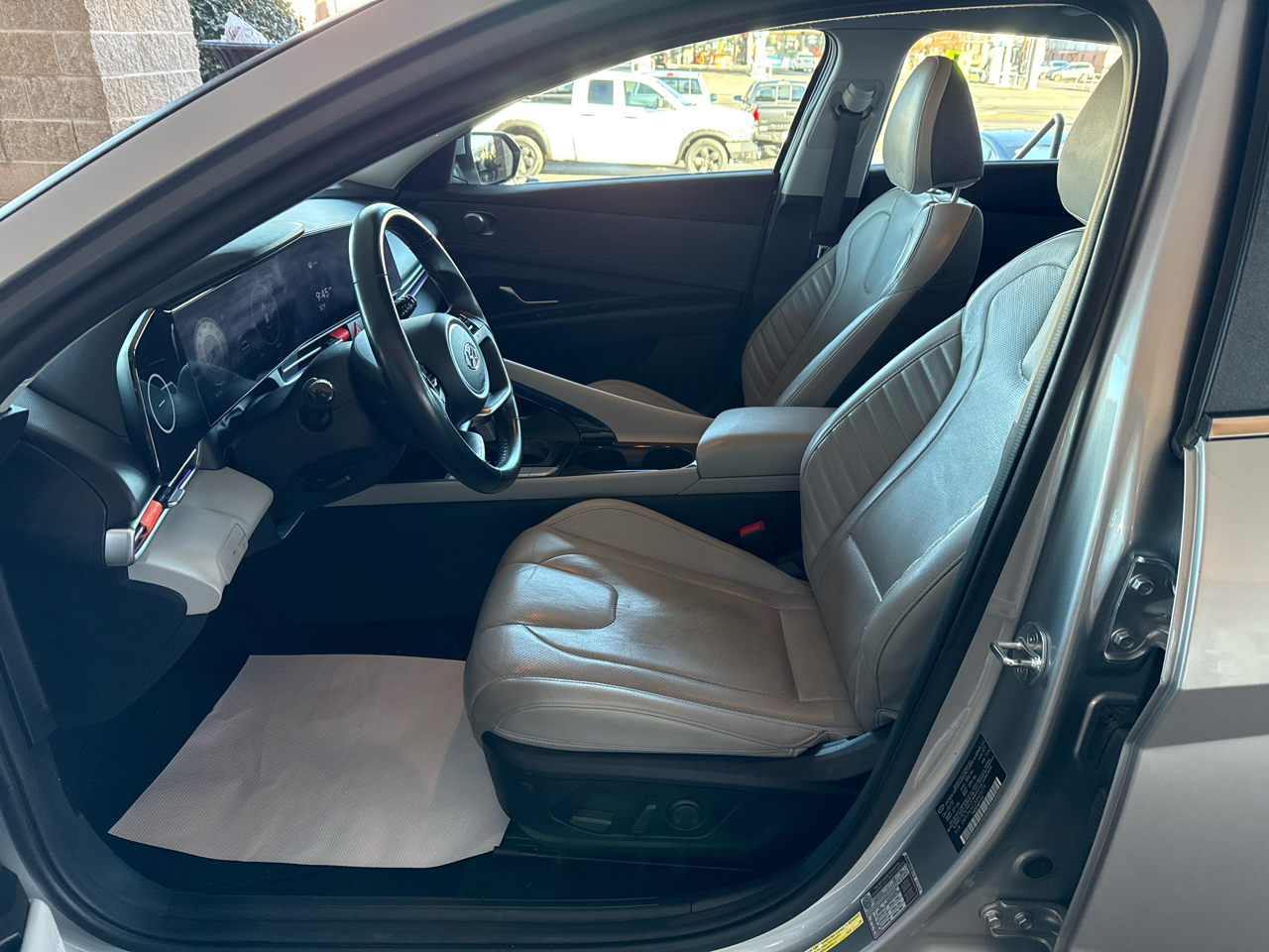 Hyundai Elantra Limited IVT SULEV *Ltd Avail* 2021