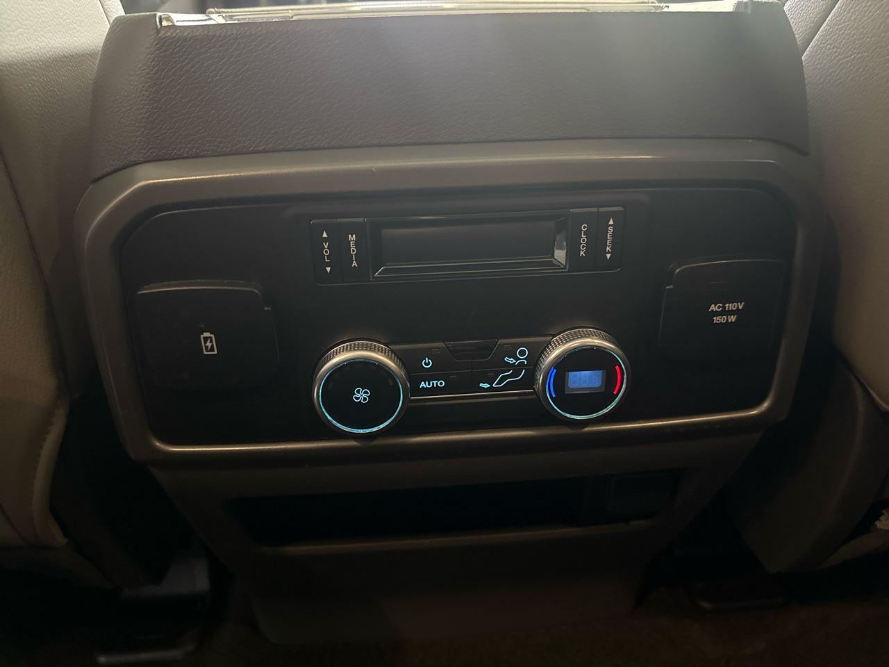 Ford Expedition XLT 4x4 2020