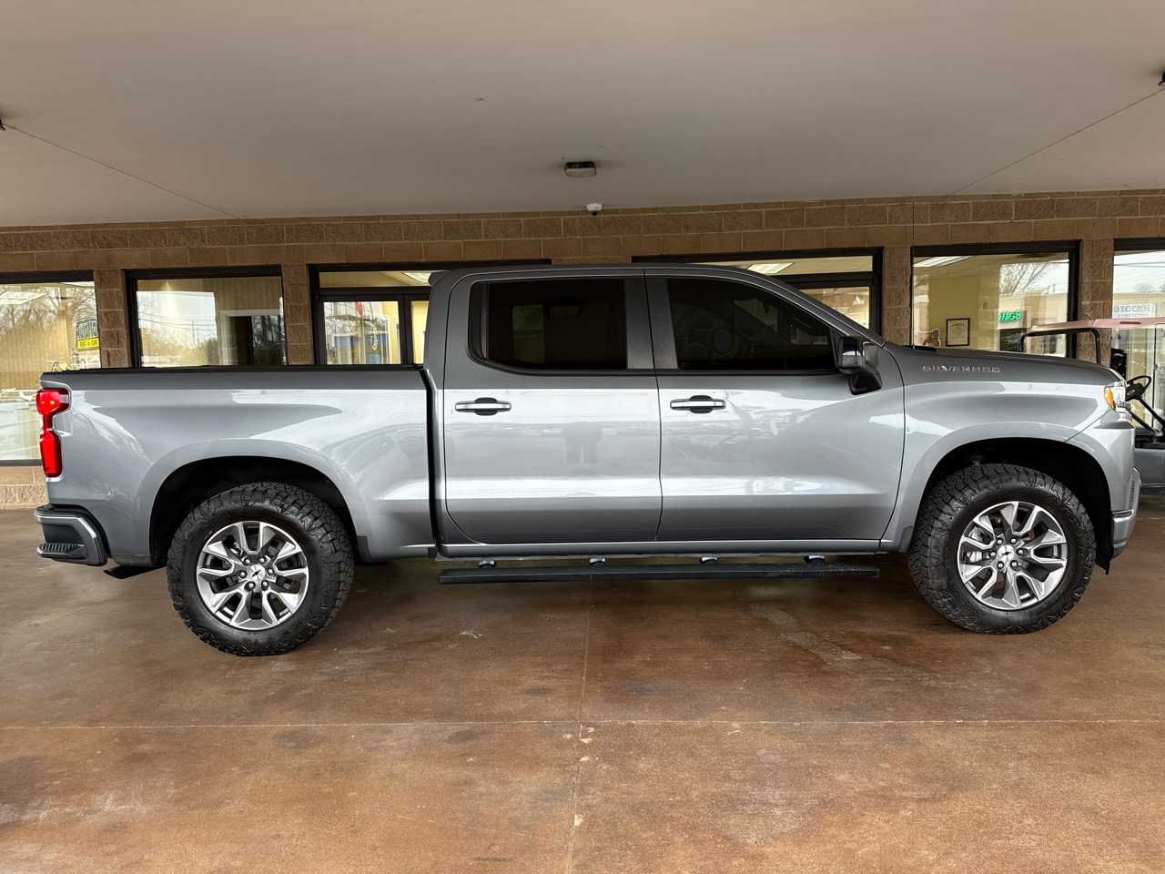 Chevrolet Silverado 1500 2WD Crew Cab 147" RST 2019