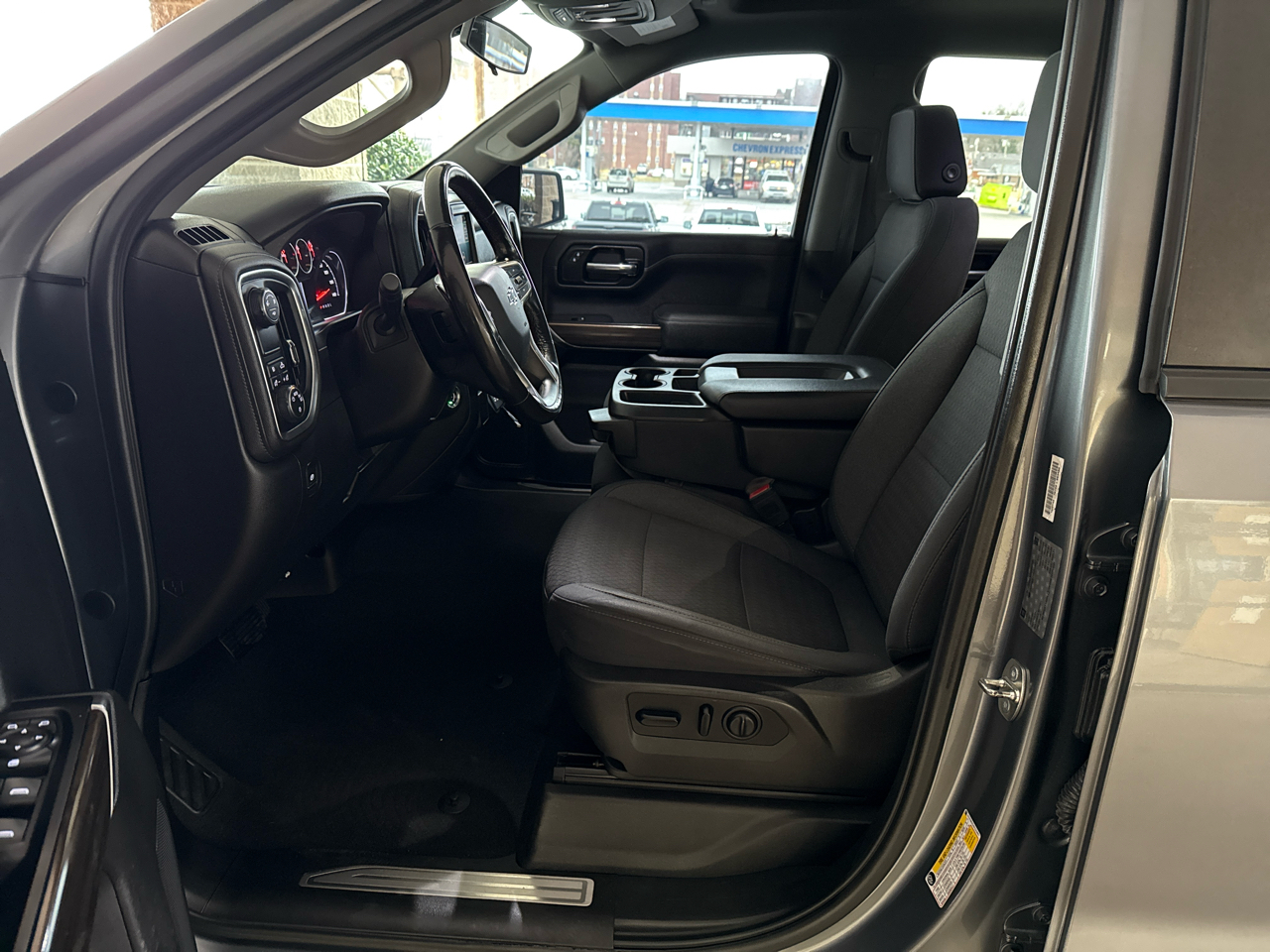 Chevrolet Silverado 1500 2WD Crew Cab 147" RST 2019