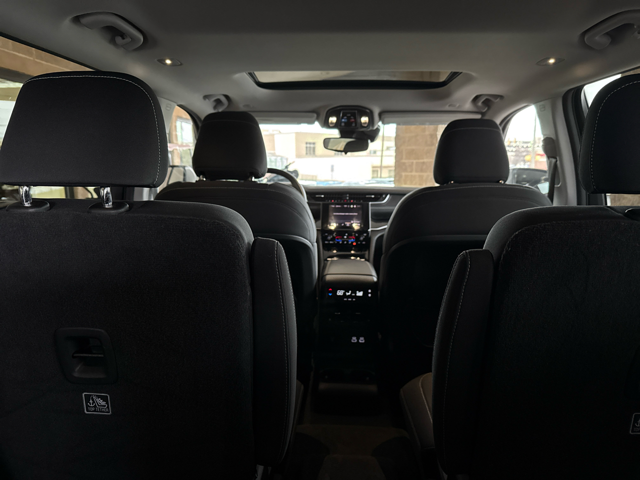 Jeep Grand Cherokee L Laredo 4x2 2022