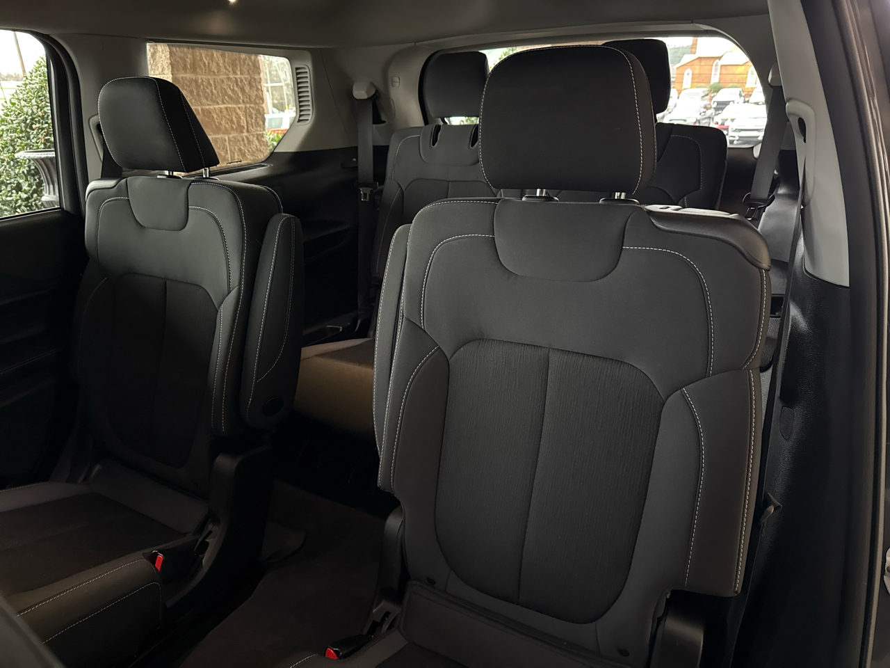 Jeep Grand Cherokee L Laredo 4x2 2022